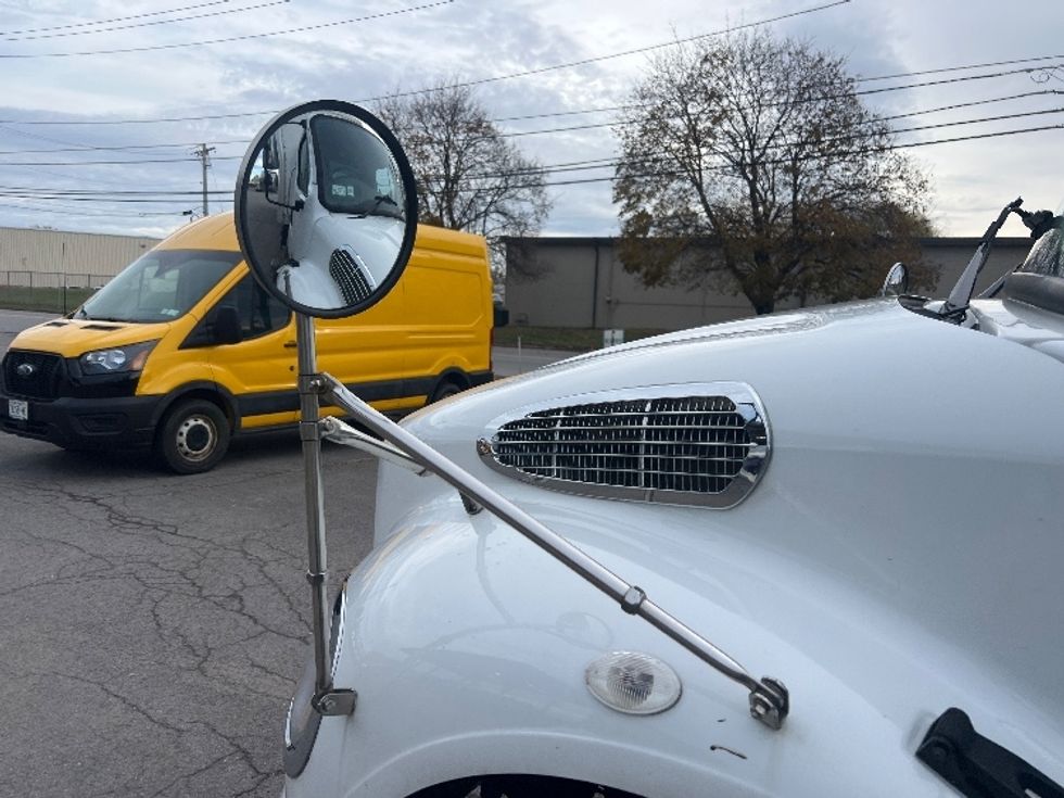 Medium Duty Box Truck-Light and Medium Duty Trucks-Freightliner-2021-M2-Rochester-NY-203,511\n\t\tmiles-$ 45,250 - Image 25