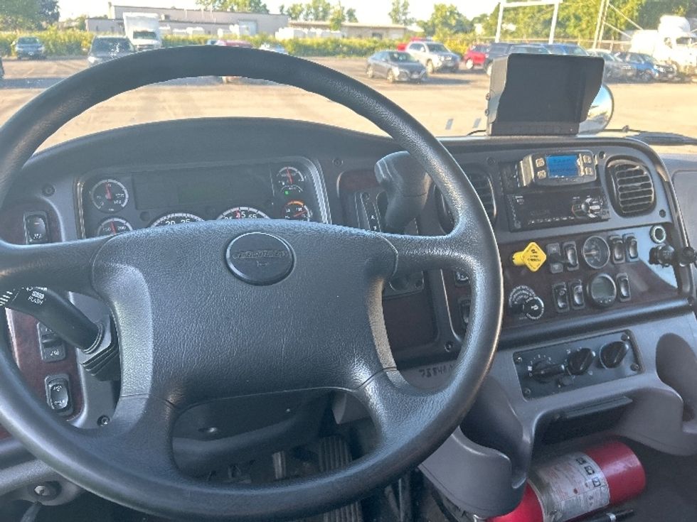 Medium Duty Box Truck-Light and Medium Duty Trucks-Freightliner-2021-M2-Rochester-NY-210,002\n\t\tmiles-$ 47,250 - Image 18
