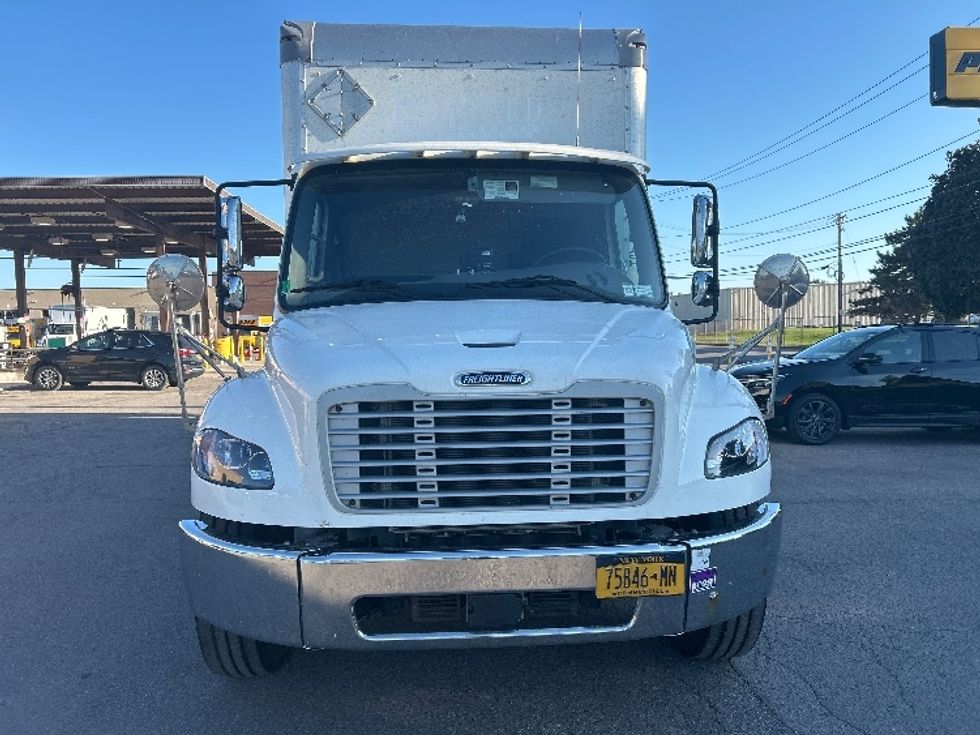 Medium Duty Box Truck-Light and Medium Duty Trucks-Freightliner-2021-M2-Rochester-NY-210,002\n\t\tmiles-$ 47,250 - Image 2