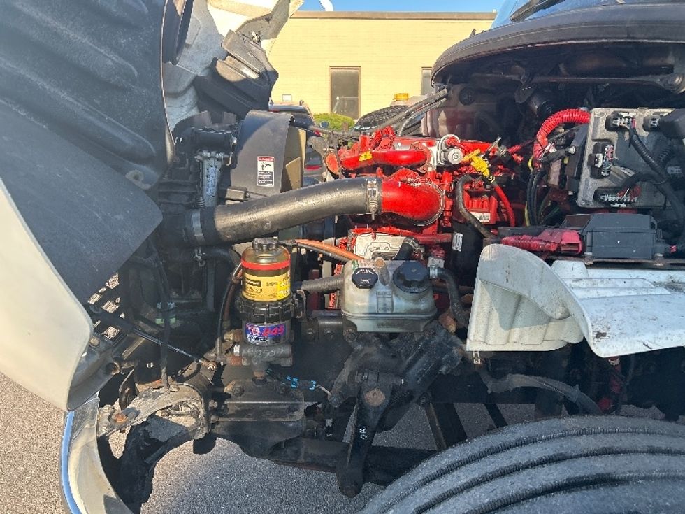 Medium Duty Box Truck-Light and Medium Duty Trucks-Freightliner-2021-M2-Rochester-NY-210,002\n\t\tmiles-$ 47,250 - Image 24