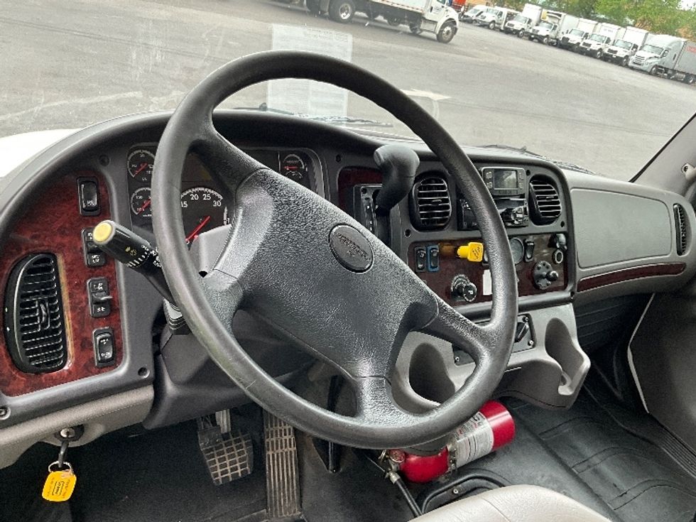 Medium Duty Box Truck-Light and Medium Duty Trucks-Freightliner-2021-M2-Rockville-MD-190,812\n\t\tmiles-$ 61,250 - Image 17