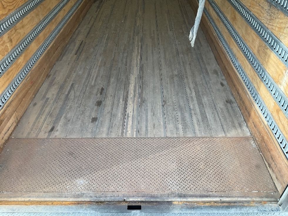 Medium Duty Box Truck-Light and Medium Duty Trucks-Freightliner-2021-M2-Romulus-MI-252,760\n\t\tmiles-$ 41,500 - Image 10