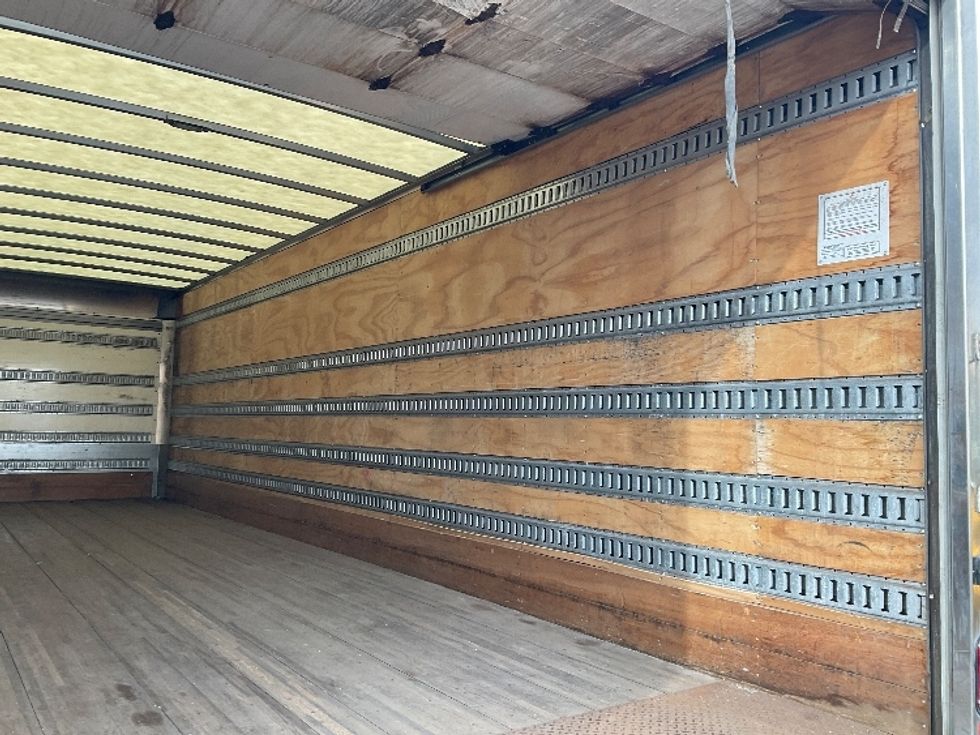 Medium Duty Box Truck-Light and Medium Duty Trucks-Freightliner-2021-M2-Romulus-MI-252,760\n\t\tmiles-$ 41,500 - Image 12