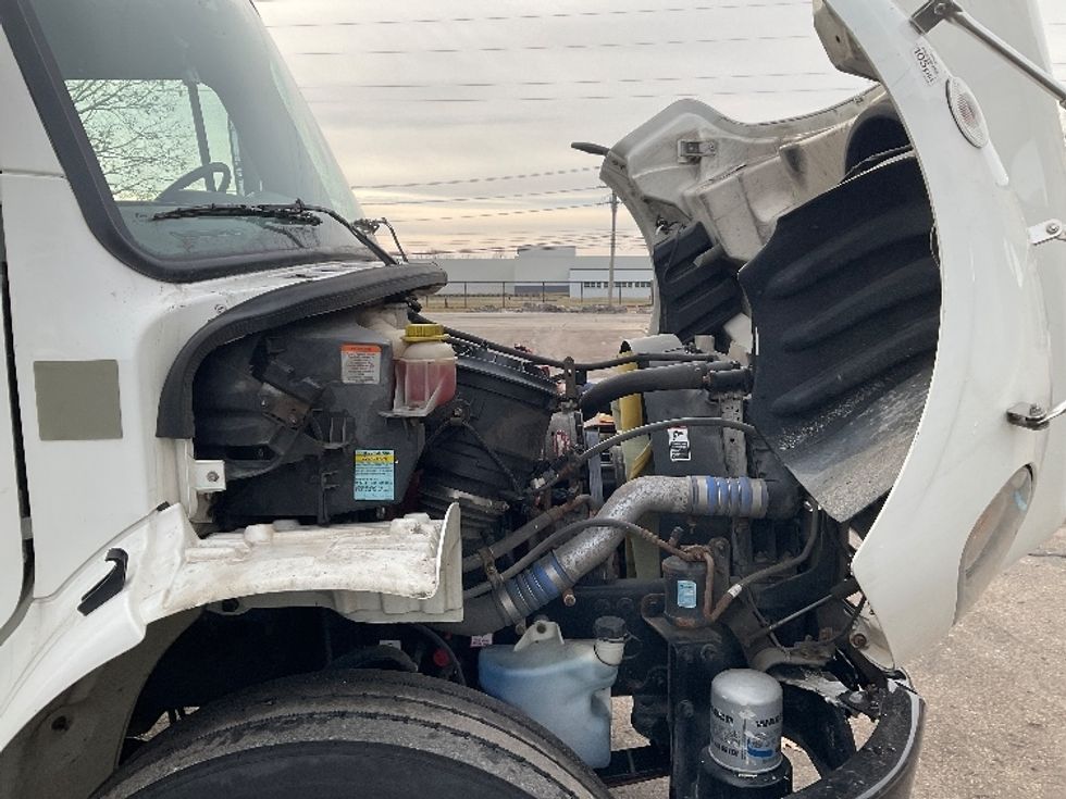 Medium Duty Box Truck-Light and Medium Duty Trucks-Freightliner-2021-M2-Romulus-MI-252,760\n\t\tmiles-$ 41,500 - Image 20