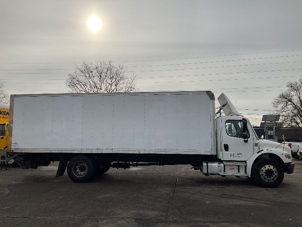 Medium Duty Box Truck-Light and Medium Duty Trucks-Freightliner-2021-M2-Romulus-MI-252,760\n\t\tmiles-$ 41,500 - Image 22