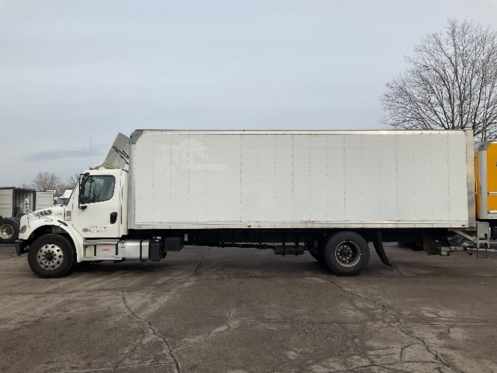 Medium Duty Box Truck-Light and Medium Duty Trucks-Freightliner-2021-M2-Romulus-MI-252,760\n\t\tmiles-$ 41,500 - Image 4