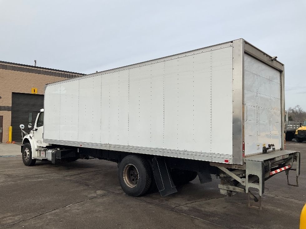 Medium Duty Box Truck-Light and Medium Duty Trucks-Freightliner-2021-M2-Romulus-MI-252,760\n\t\tmiles-$ 41,500 - Image 6