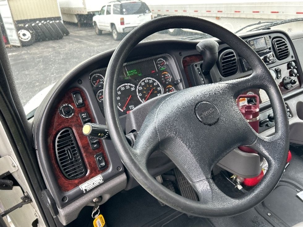 Medium Duty Box Truck-Light and Medium Duty Trucks-Freightliner-2021-M2-Salem-VA-230,111\n\t\tmiles-$ 50,750 - Image 17