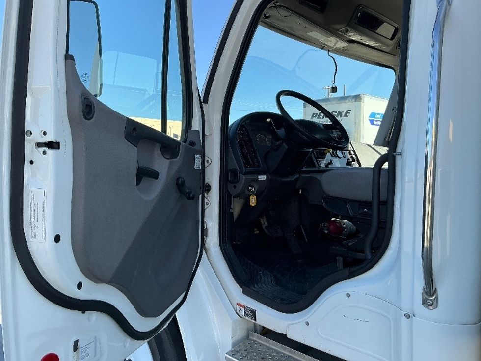 Medium Duty Box Truck-Light and Medium Duty Trucks-Freightliner-2021-M2-San Antonio-TX-159,995\n\t\tmiles-$ 64,250 - Image 16