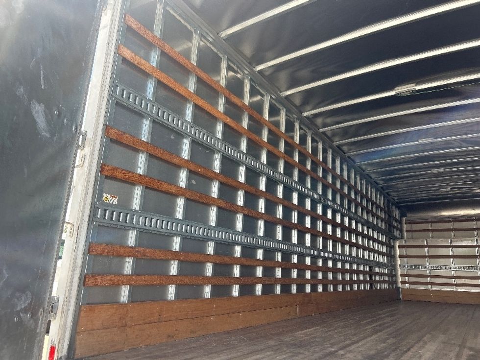 Medium Duty Box Truck-Light and Medium Duty Trucks-Freightliner-2021-M2-San Antonio-TX-167,712\n\t\tmiles-$ 65,750 - Image 10