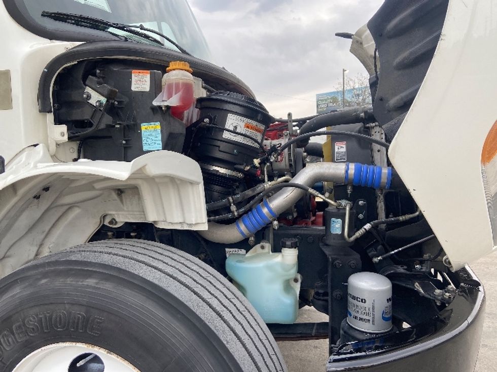 Medium Duty Box Truck-Light and Medium Duty Trucks-Freightliner-2021-M2-San Antonio-TX-181,011\n\t\tmiles-$ 53,000 - Image 22