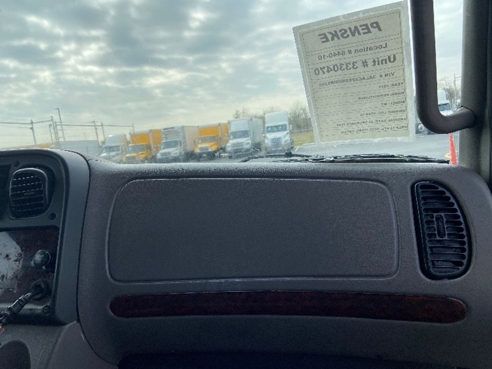 Medium Duty Box Truck-Light and Medium Duty Trucks-Freightliner-2021-M2-San Antonio-TX-406,342\n\t\tmiles-$ 24,000 - Image 21