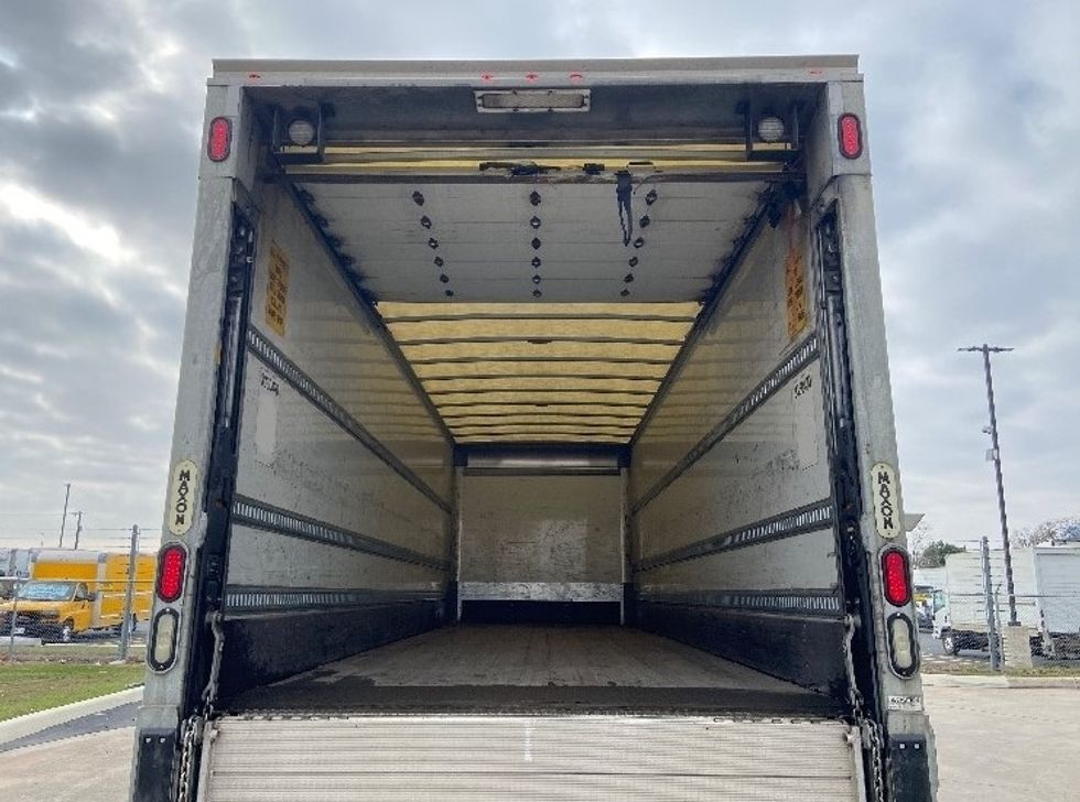 Medium Duty Box Truck-Light and Medium Duty Trucks-Freightliner-2021-M2-San Antonio-TX-406,342\n\t\tmiles-$ 24,000 - Image 8