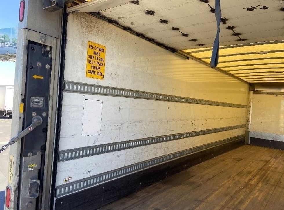 Medium Duty Box Truck-Light and Medium Duty Trucks-Freightliner-2021-M2-San Antonio-TX-429,711\n\t\tmiles-$ 24,000 - Image 11