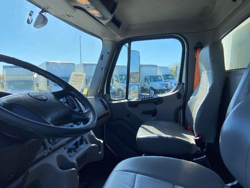 Medium Duty Box Truck-Light and Medium Duty Trucks-Freightliner-2021-M2-San Antonio-TX-429,711\n\t\tmiles-$ 24,000 - Image 19