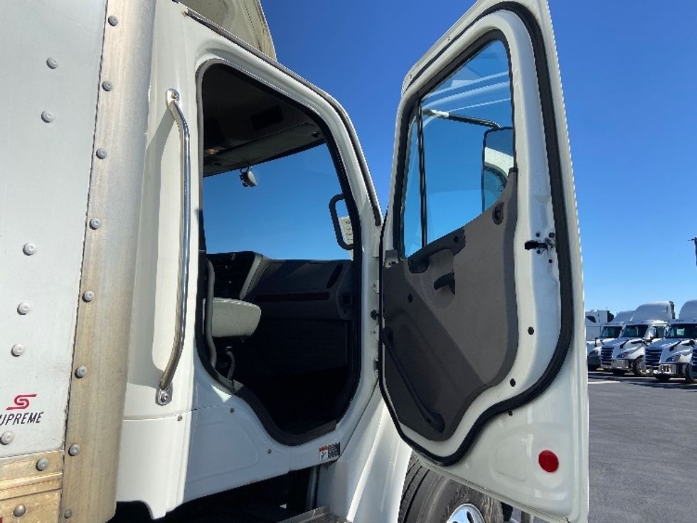 Medium Duty Box Truck-Light and Medium Duty Trucks-Freightliner-2021-M2-San Antonio-TX-429,711\n\t\tmiles-$ 24,000 - Image 20