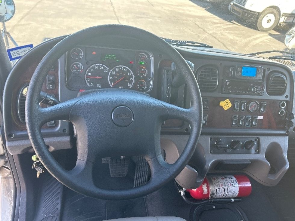 Medium Duty Box Truck-Light and Medium Duty Trucks-Freightliner-2021-M2-San Antonio-TX-446,636\n\t\tmiles-$ 24,000 - Image 17