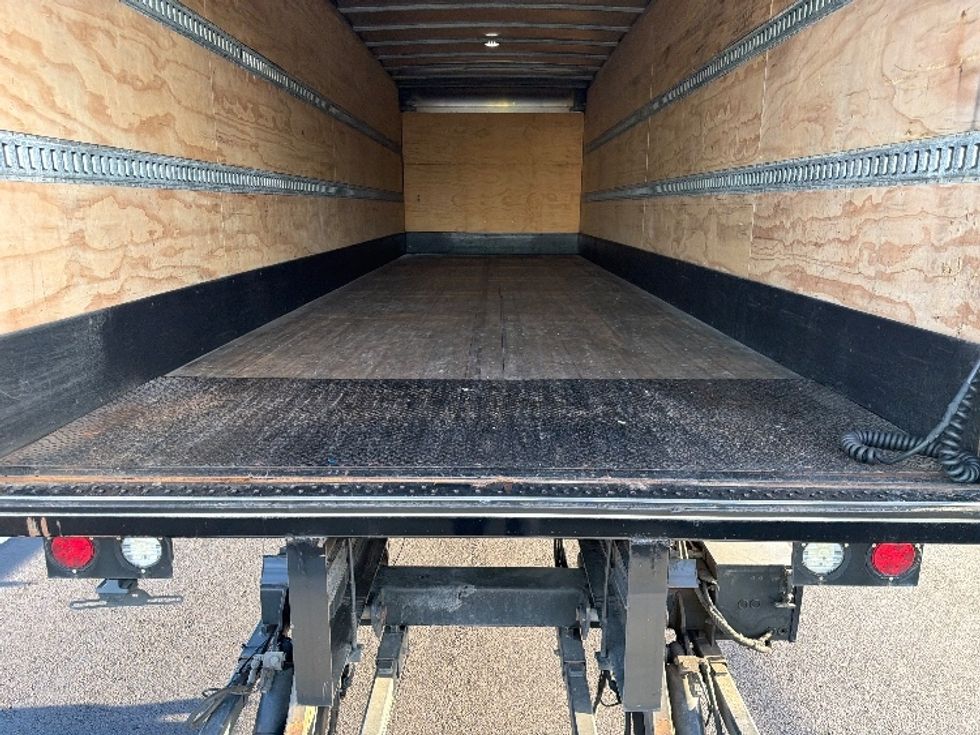 Medium Duty Box Truck-Light and Medium Duty Trucks-Freightliner-2021-M2-Shreveport-LA-248,181\n\t\tmiles-$ 51,500 - Image 10