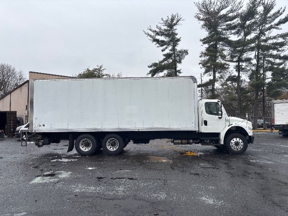 Medium Duty Box Truck-Light and Medium Duty Trucks-Freightliner-2021-M2-South Plainfield-NJ-191,462\n\t\tmiles-$ 64,500 - Image 15