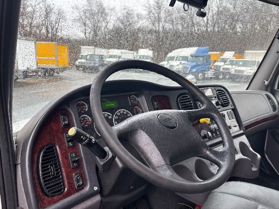 Medium Duty Box Truck-Light and Medium Duty Trucks-Freightliner-2021-M2-South Plainfield-NJ-191,478\n\t\tmiles-$ 53,500 - Image 17