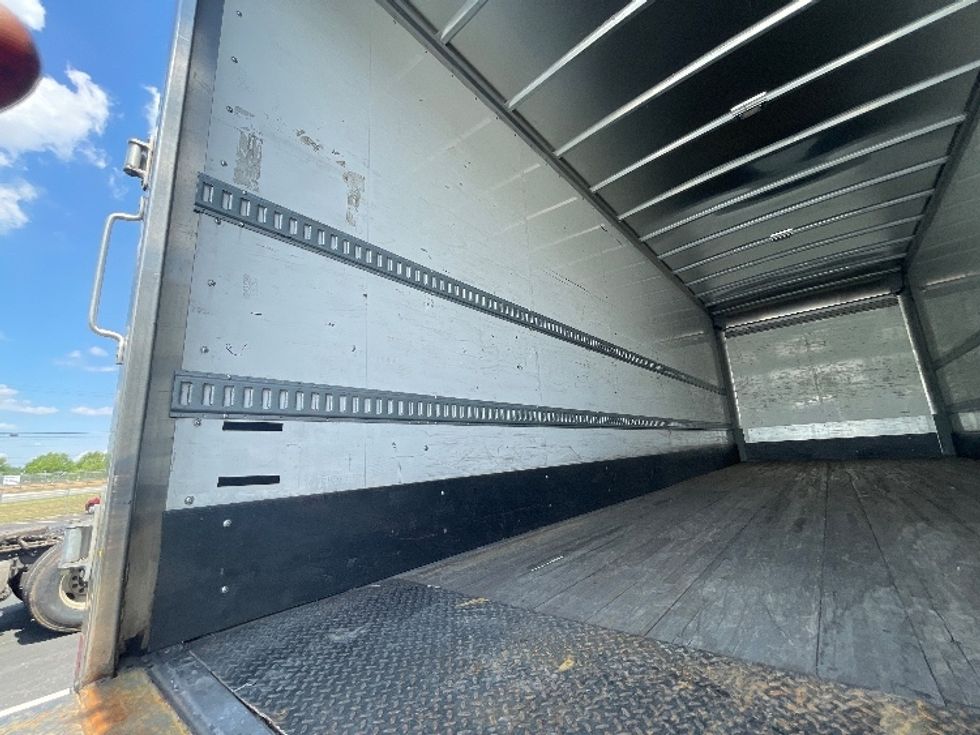 Medium Duty Box Truck-Light and Medium Duty Trucks-Freightliner-2021-M2-Spartanburg-SC-195,229\n\t\tmiles-$ 50,500 - Image 11