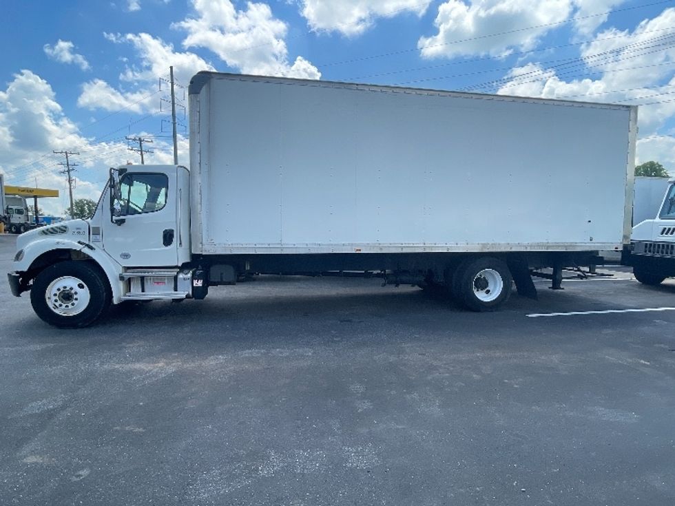 Medium Duty Box Truck-Light and Medium Duty Trucks-Freightliner-2021-M2-Spartanburg-SC-195,229\n\t\tmiles-$ 50,500 - Image 4