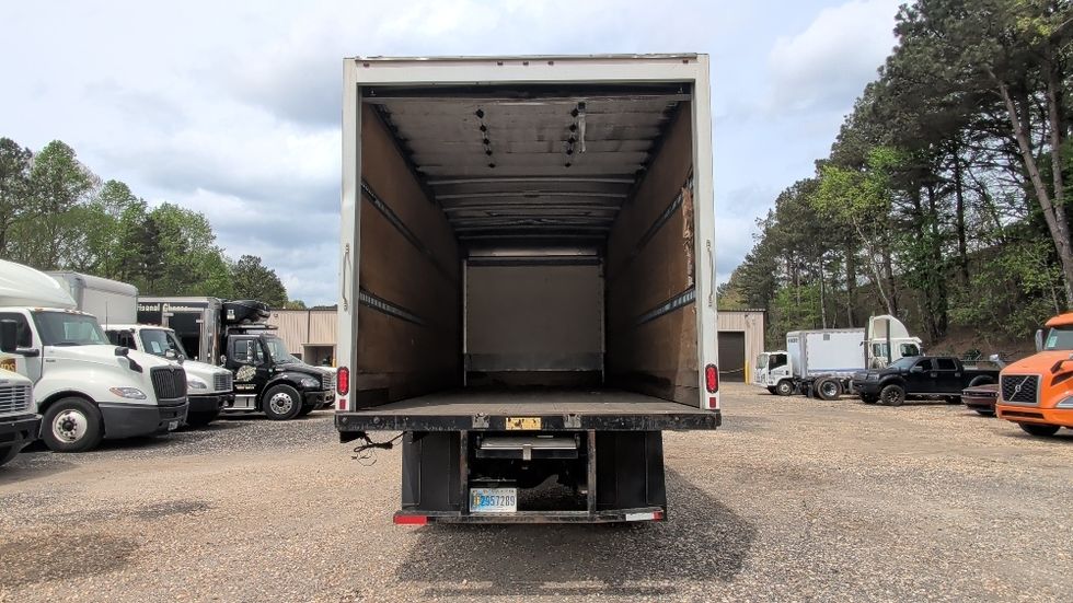 Medium Duty Box Truck-Light and Medium Duty Trucks-Freightliner-2021-M2-Spartanburg-SC-225,012\n\t\tmiles-$ 43,500 - Image 8