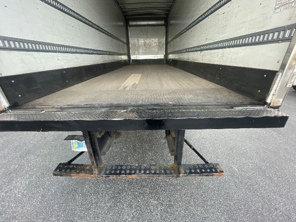 Medium Duty Box Truck-Light and Medium Duty Trucks-Freightliner-2021-M2-Spartanburg-SC-239,575\n\t\tmiles-$ 44,000 - Image 10