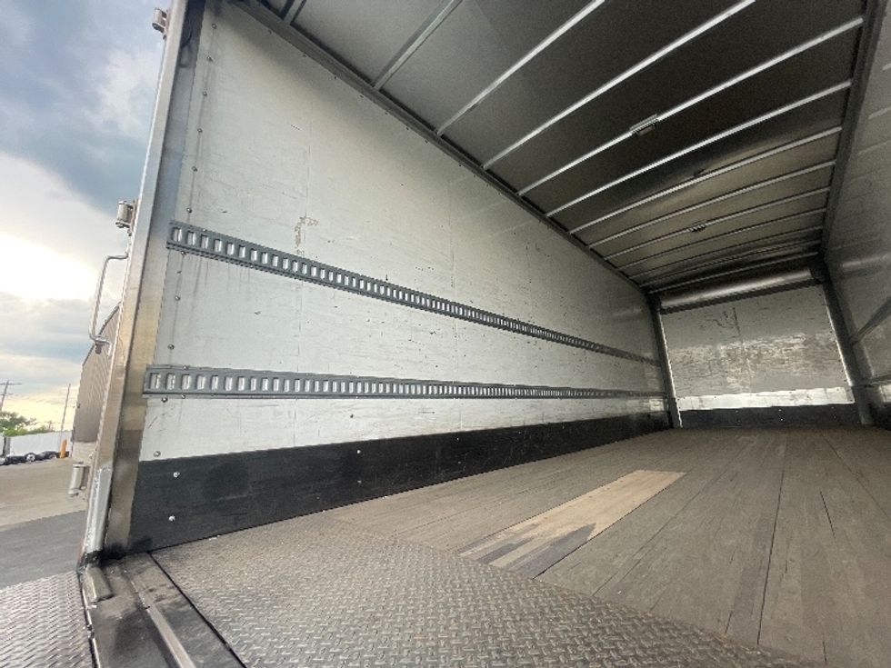 Medium Duty Box Truck-Light and Medium Duty Trucks-Freightliner-2021-M2-Spartanburg-SC-239,575\n\t\tmiles-$ 44,000 - Image 11