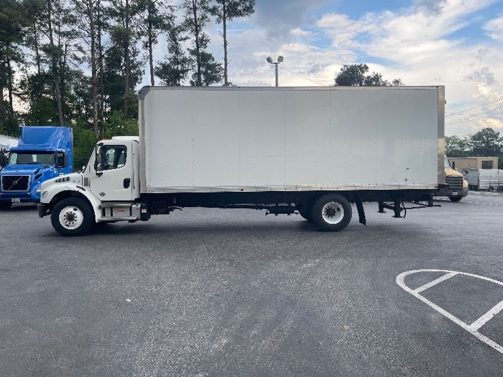Medium Duty Box Truck-Light and Medium Duty Trucks-Freightliner-2021-M2-Spartanburg-SC-239,575\n\t\tmiles-$ 44,000 - Image 4
