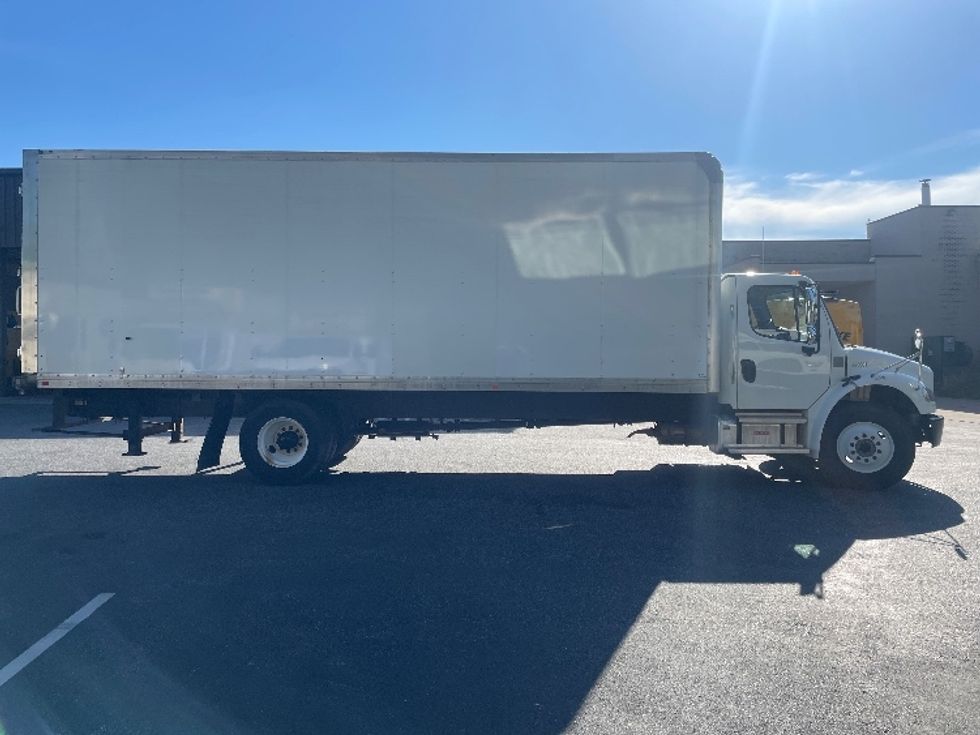 Medium Duty Box Truck-Light and Medium Duty Trucks-Freightliner-2021-M2-Spartanburg-SC-239,692\n\t\tmiles-$ 44,000 - Image 15