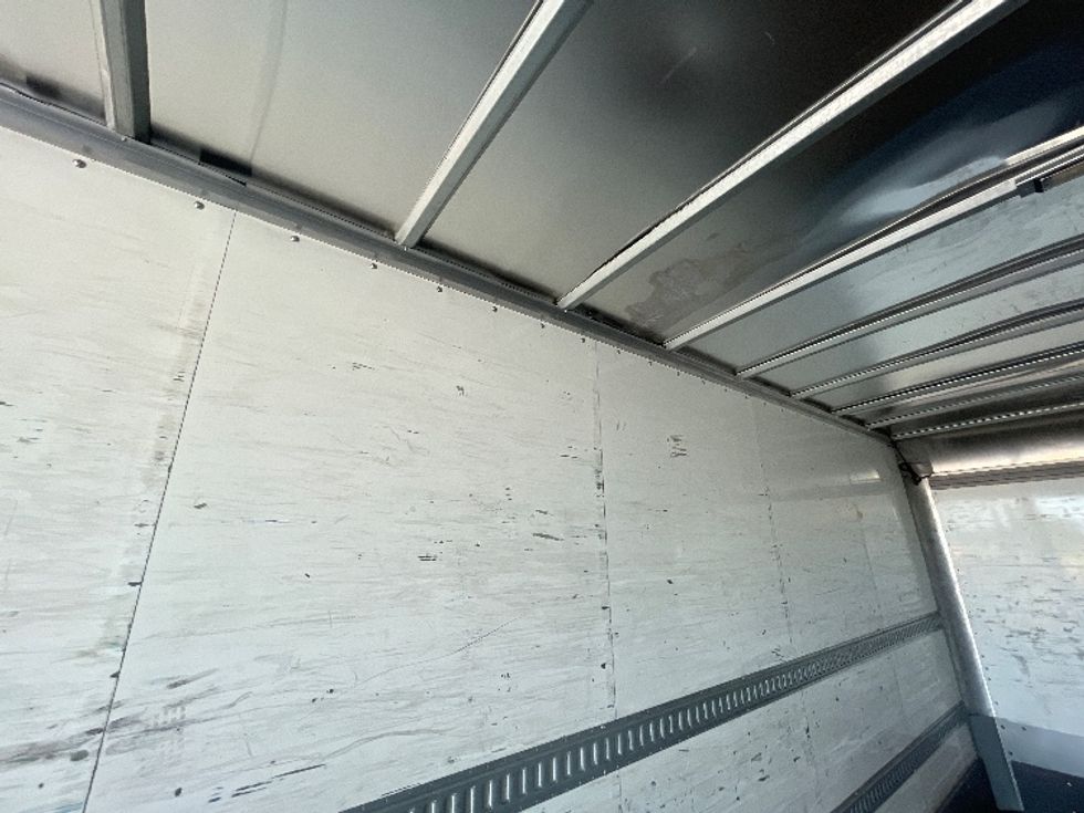 Medium Duty Box Truck-Light and Medium Duty Trucks-Freightliner-2021-M2-Spartanburg-SC-239,692\n\t\tmiles-$ 44,000 - Image 32