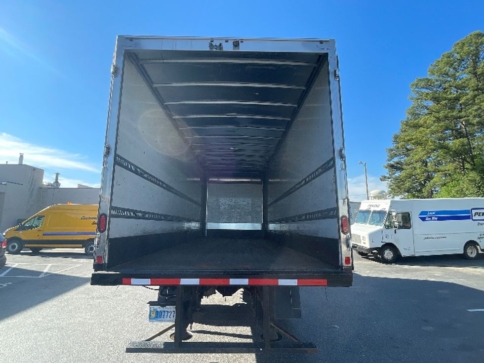 Medium Duty Box Truck-Light and Medium Duty Trucks-Freightliner-2021-M2-Spartanburg-SC-239,692\n\t\tmiles-$ 44,000 - Image 8
