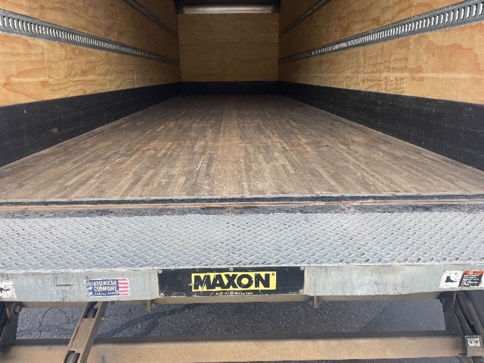 Medium Duty Box Truck-Light and Medium Duty Trucks-Freightliner-2021-M2-Spartanburg-SC-255,370\n\t\tmiles-$ 42,250 - Image 10