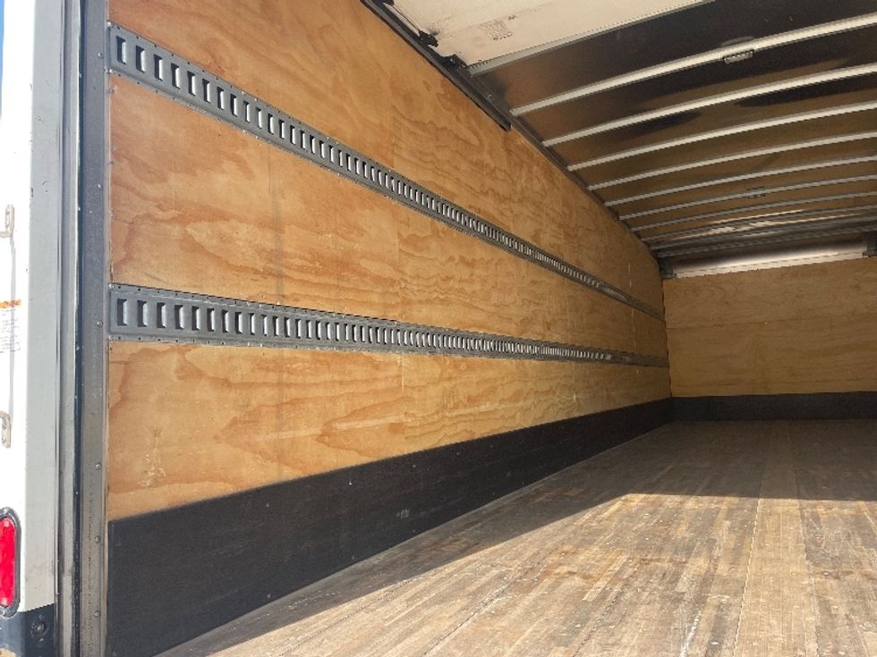 Medium Duty Box Truck-Light and Medium Duty Trucks-Freightliner-2021-M2-Spartanburg-SC-255,370\n\t\tmiles-$ 42,250 - Image 11