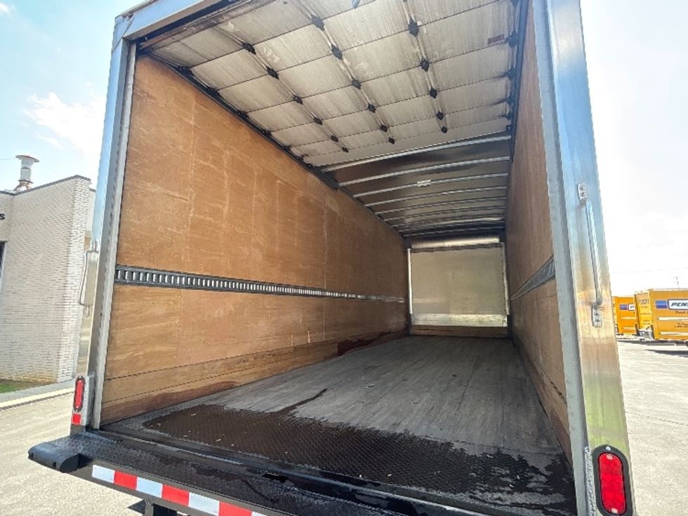 Medium Duty Box Truck-Light and Medium Duty Trucks-Freightliner-2021-M2-Spartanburg-SC-264,324\n\t\tmiles-$ 39,750 - Image 11