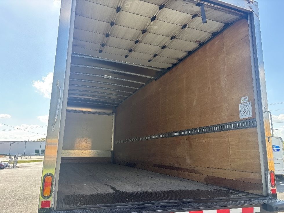 Medium Duty Box Truck-Light and Medium Duty Trucks-Freightliner-2021-M2-Spartanburg-SC-264,324\n\t\tmiles-$ 39,750 - Image 12