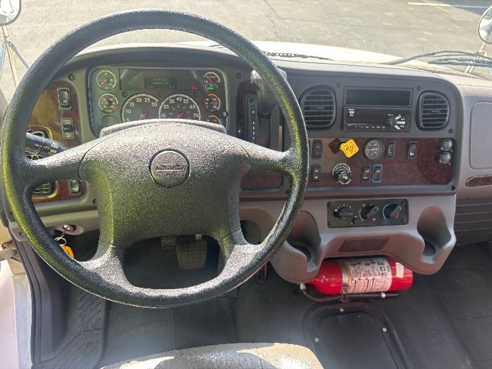 Medium Duty Box Truck-Light and Medium Duty Trucks-Freightliner-2021-M2-Spartanburg-SC-264,324\n\t\tmiles-$ 39,750 - Image 18