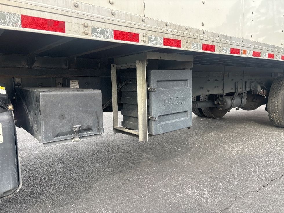 Medium Duty Box Truck-Light and Medium Duty Trucks-Freightliner-2021-M2-Spartanburg-SC-568,678\n\t\tmiles-$ 24,750 - Image 5