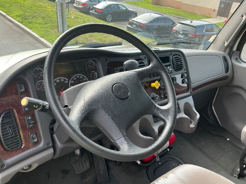 2021 Freightliner M2 106 Medium Duty photo 13