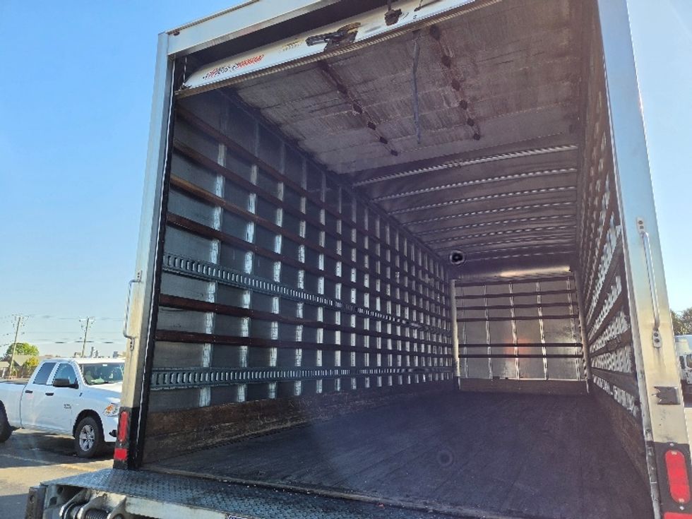 Medium Duty Box Truck-Light and Medium Duty Trucks-Freightliner-2021-M2-Springfield-MA-181,458\n\t\tmiles-$ 65,250 - Image 10