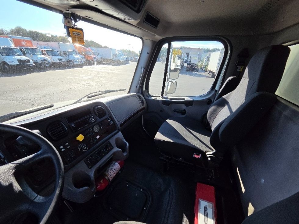 Medium Duty Box Truck-Light and Medium Duty Trucks-Freightliner-2021-M2-Springfield-MA-181,458\n\t\tmiles-$ 65,250 - Image 18