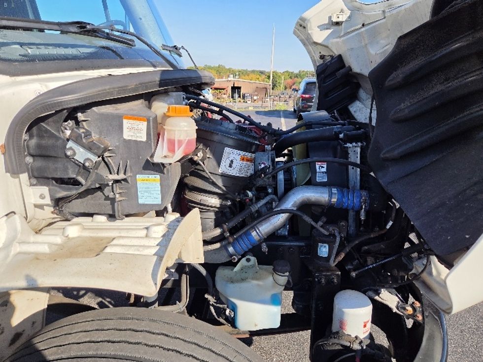 Medium Duty Box Truck-Light and Medium Duty Trucks-Freightliner-2021-M2-Springfield-MA-181,458\n\t\tmiles-$ 65,250 - Image 22