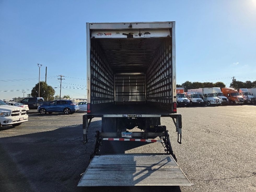 Medium Duty Box Truck-Light and Medium Duty Trucks-Freightliner-2021-M2-Springfield-MA-181,458\n\t\tmiles-$ 65,250 - Image 8