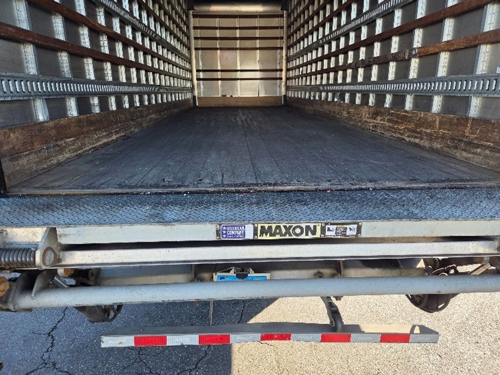 Medium Duty Box Truck-Light and Medium Duty Trucks-Freightliner-2021-M2-Springfield-MA-181,458\n\t\tmiles-$ 65,250 - Image 9