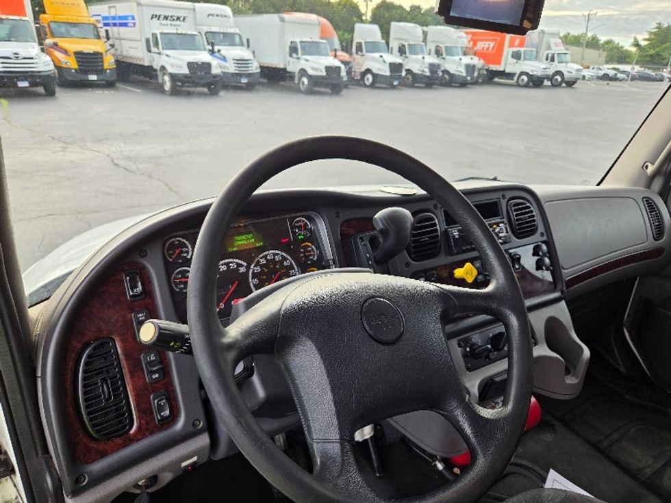 Medium Duty Box Truck-Light and Medium Duty Trucks-Freightliner-2021-M2-Springfield-MA-239,462\n\t\tmiles-$ 53,250 - Image 17