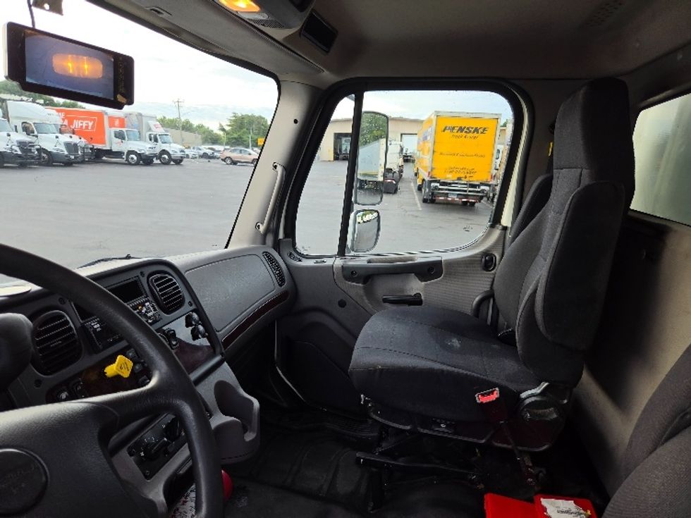 Medium Duty Box Truck-Light and Medium Duty Trucks-Freightliner-2021-M2-Springfield-MA-239,462\n\t\tmiles-$ 53,250 - Image 19