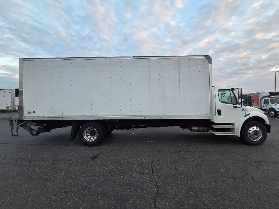 Medium Duty Box Truck-Light and Medium Duty Trucks-Freightliner-2021-M2-Springfield-MA-249,911\n\t\tmiles-$ 49,750 - Image 15