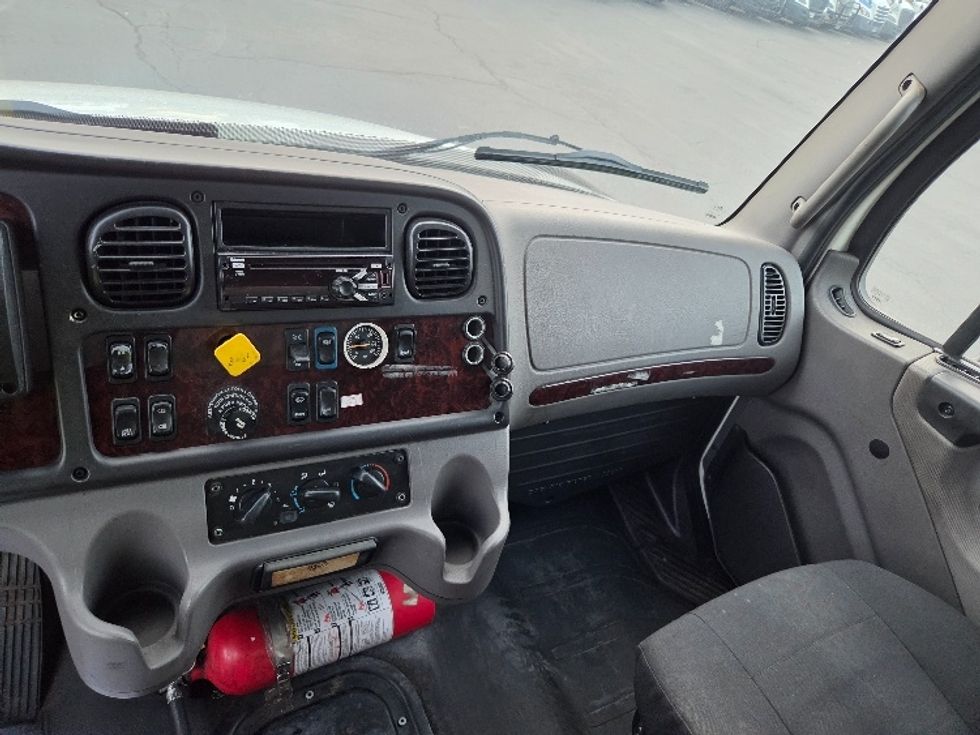 Medium Duty Box Truck-Light and Medium Duty Trucks-Freightliner-2021-M2-Springfield-MA-249,911\n\t\tmiles-$ 49,750 - Image 19