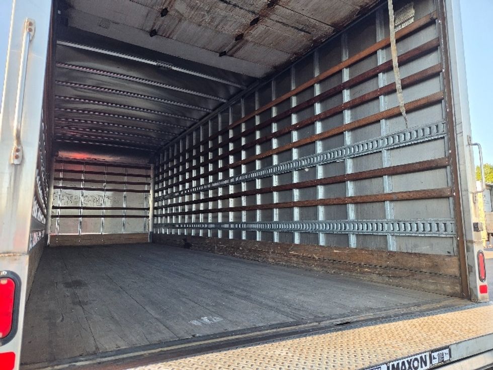 Medium Duty Box Truck-Light and Medium Duty Trucks-Freightliner-2021-M2-Springfield-MA-257,619\n\t\tmiles-$ 48,500 - Image 12